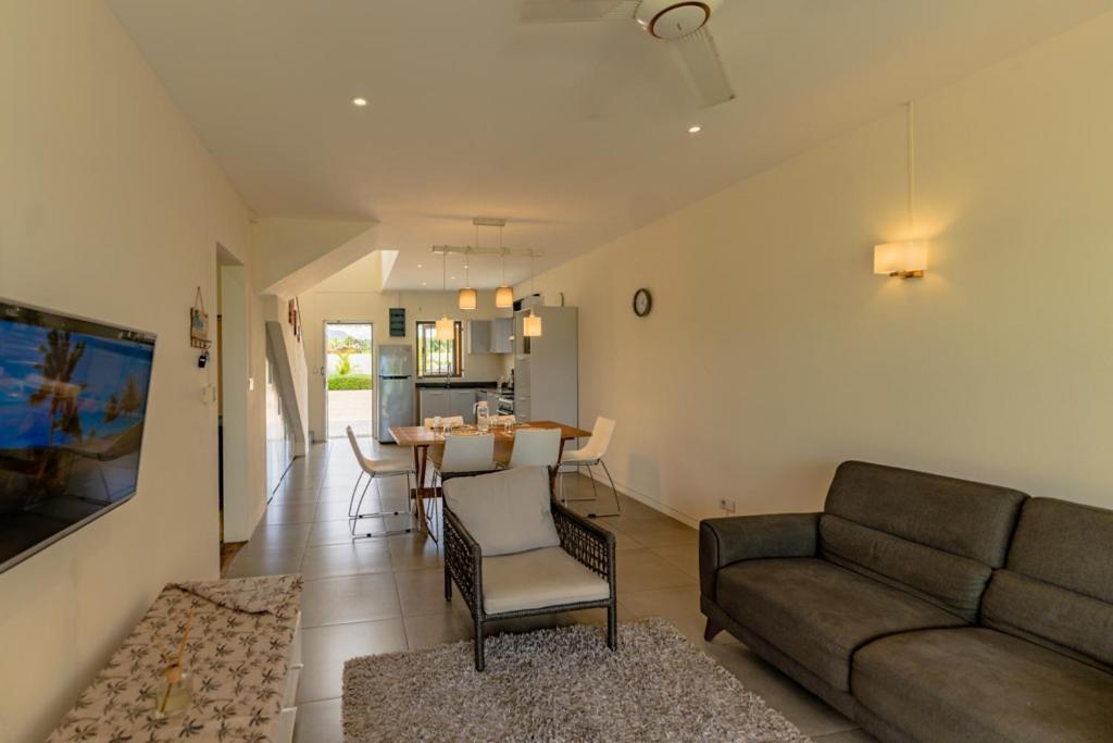 Stella Marris Beachfront Villa Pointe aux Sable Exterior foto